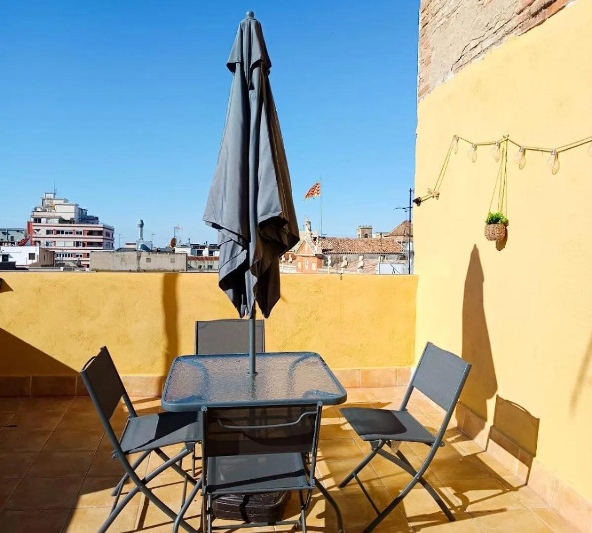 La Curiosa Del Casc Antic Apartment Tarragona Spain