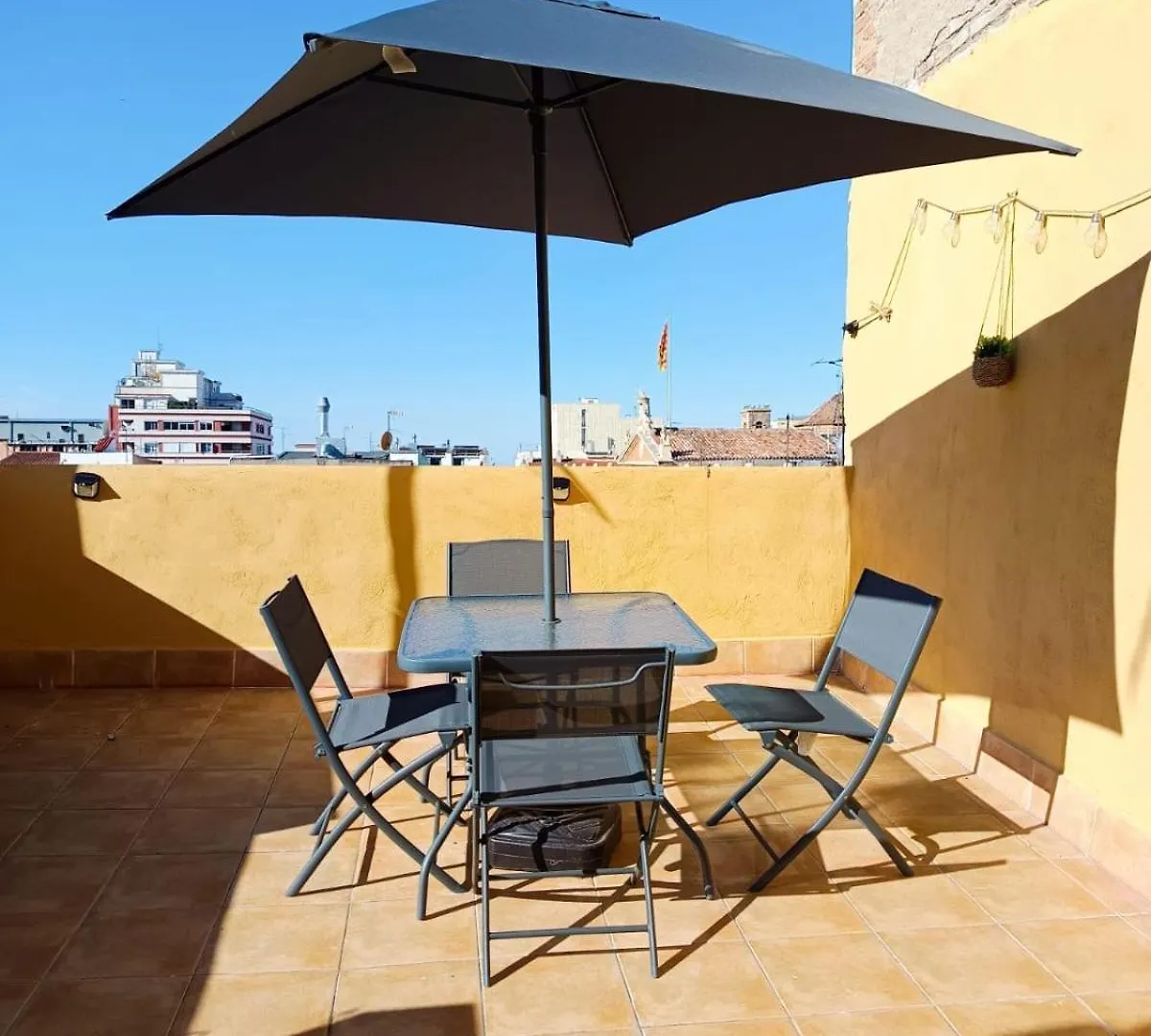 La Curiosa Del Casc Antic Apartment Tarragona Spain