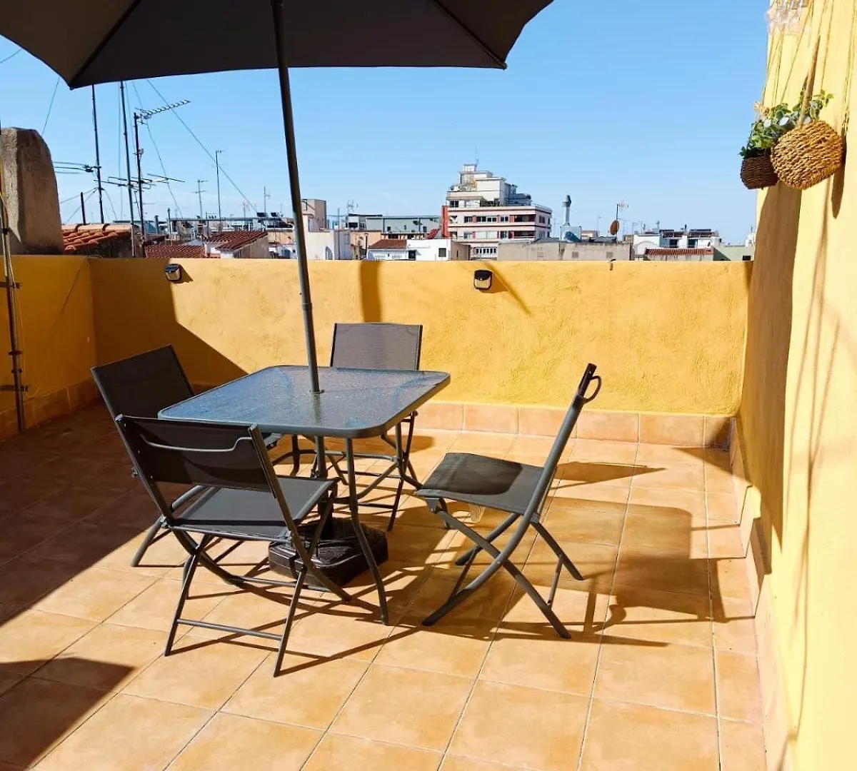La Curiosa Del Casc Antic Apartment Tarragona 0*,  Spain
